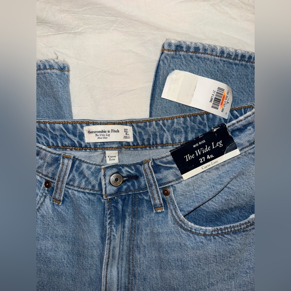 Abercrombie & Fitch The Wide Leg Mid Rise Curve Love jeans new with tags - Picture 6 of 7